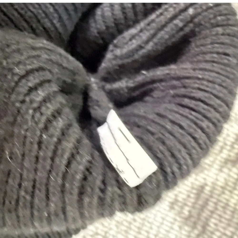 The North Face Salty Dog Beanie Black Ribbed Knit Cuffed Winter Hat One Size